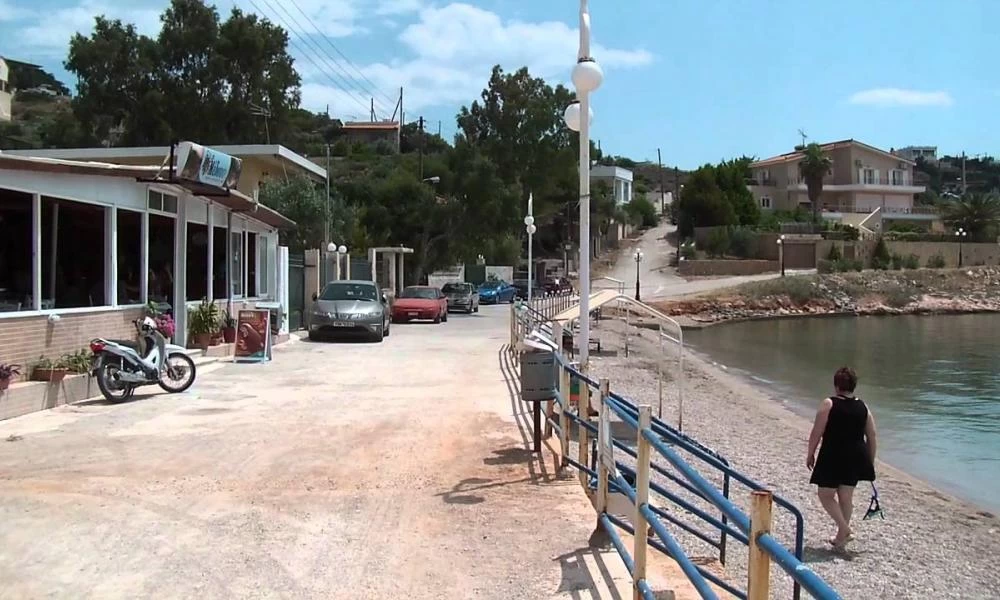 Σαλαμίνα: Βρήκαν αναίσθητο έναν άνθρωπο στο Μπλε Λιμανάκι